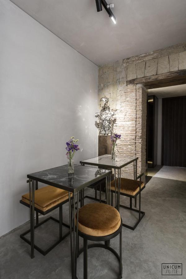Unicum Suite Napoli Centro Storico Extérieur photo